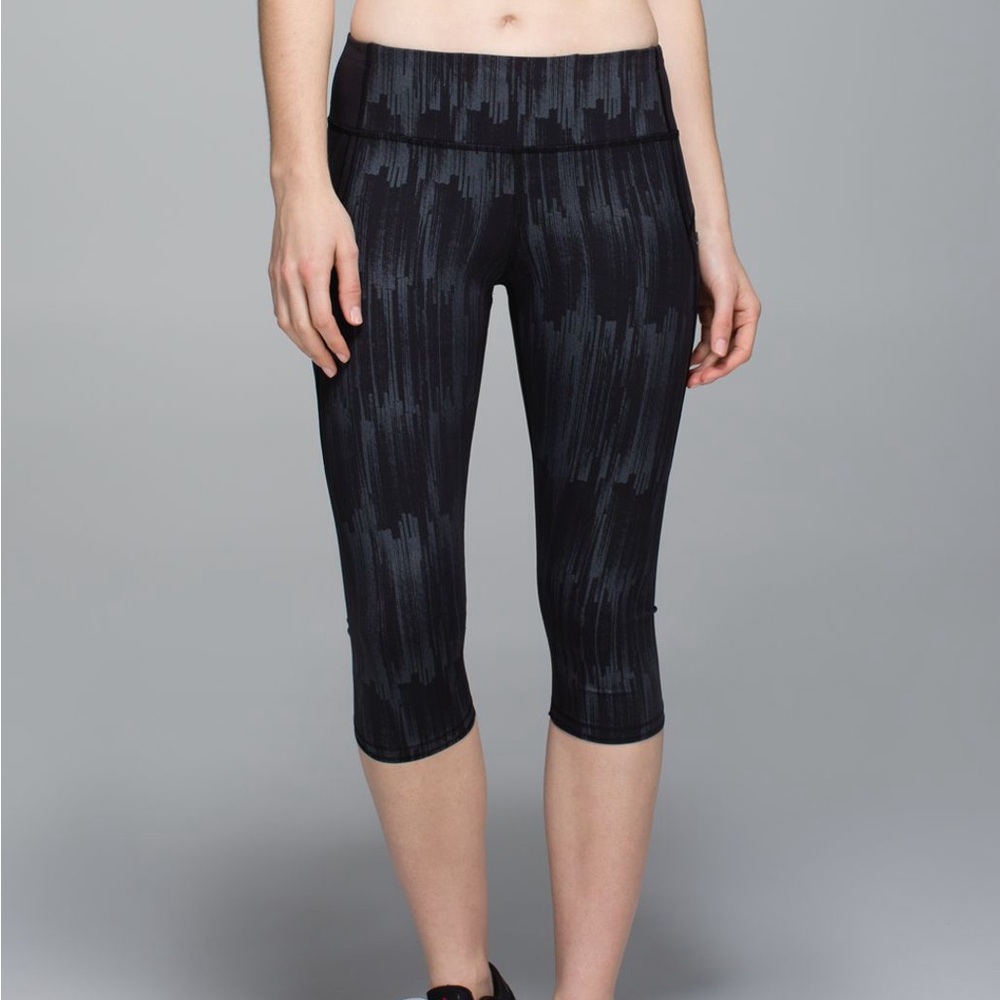 LULULEMON TOP SPEED RUN CROP LEGGINGS